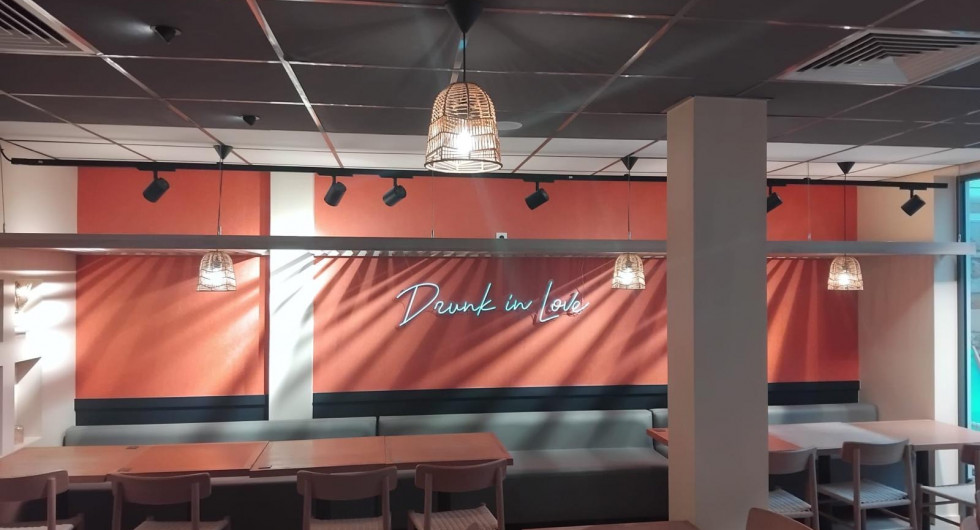 Électriciens pour les collectivités et le secteur tertiaire