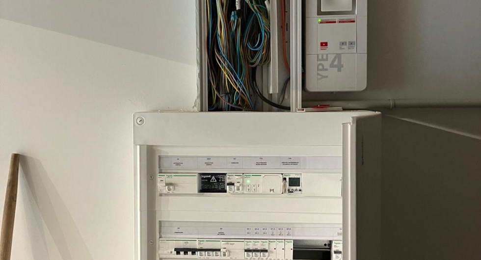 Maintenance et dépannage électrique pour les pros et particuliers