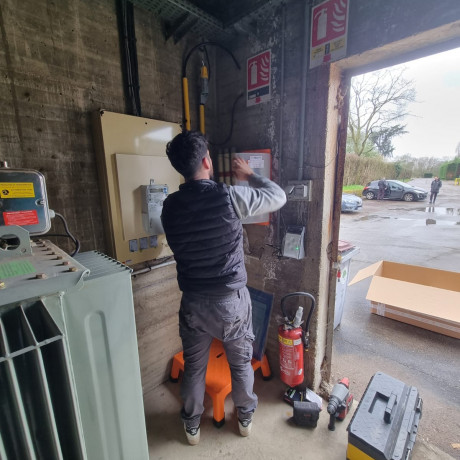 Mise en conformité Sécurité HT : Entreprise SOGEPO à Saint-Trivier-sur-Moignans (01)