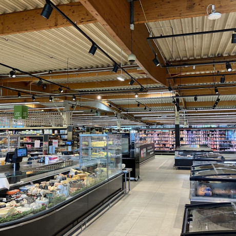 Rénovation complète électrique et éclairage Intermarché en site occupé à Belleville-en-Beaujolais